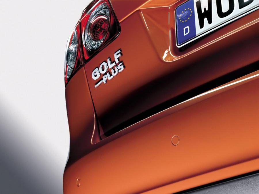  Volkswagen Golf Plus Goal 2006 года  (фото 4 из 8)